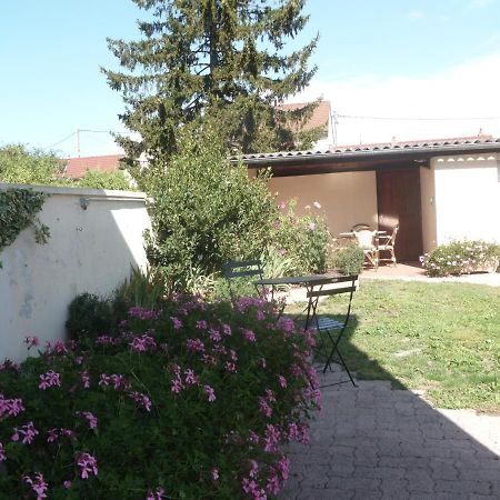 L'Escale Dijonnaise Villa Luaran gambar