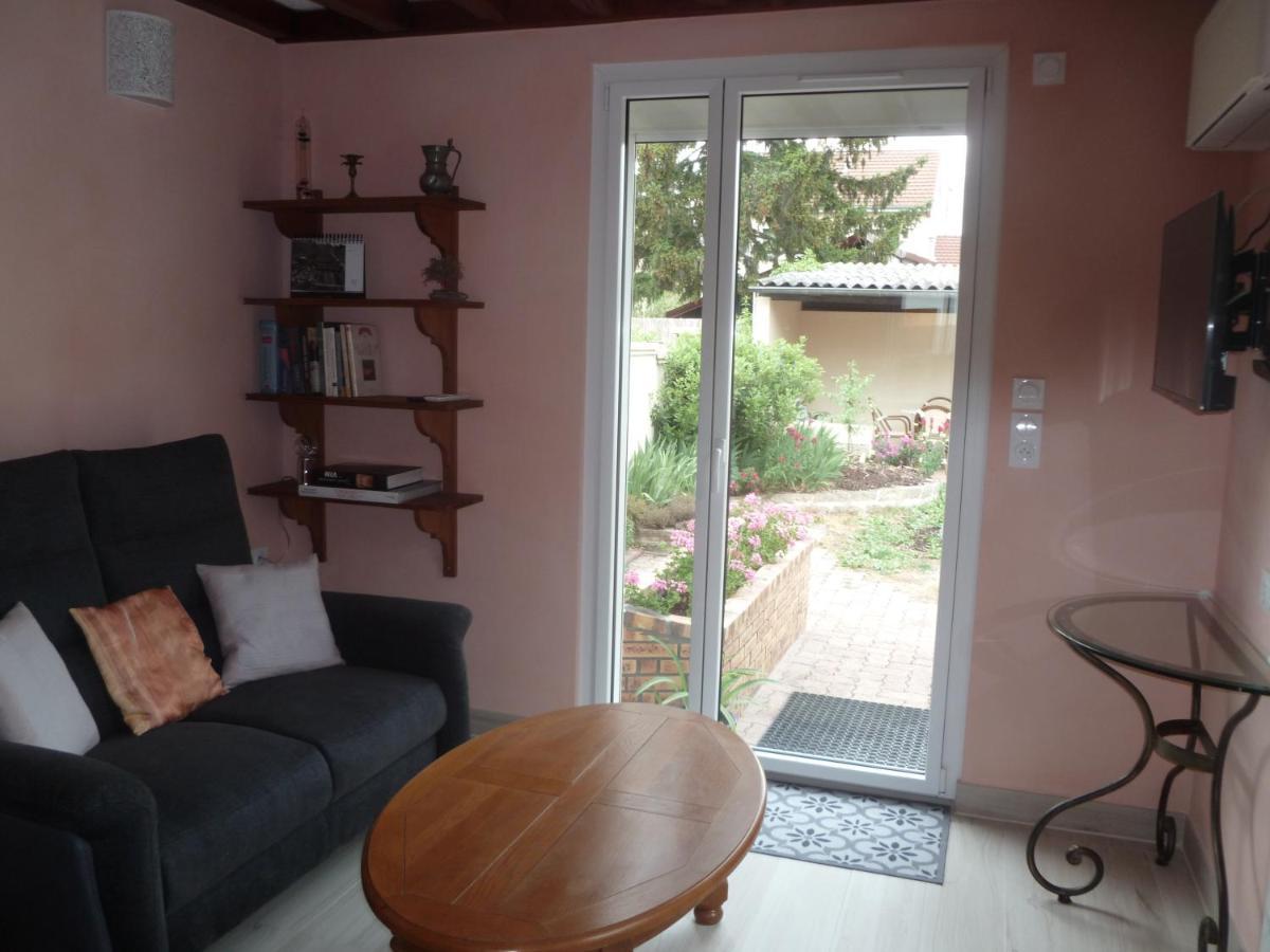 L'Escale Dijonnaise Villa Luaran gambar